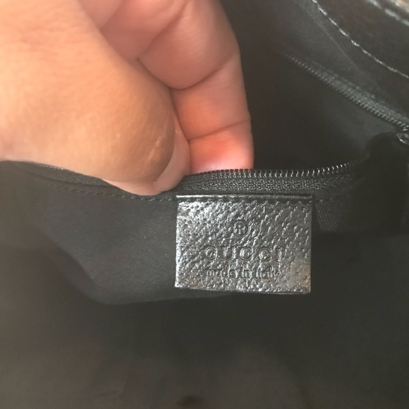 Black GG Canvas Gucci Eclipse Shoulder Bag - Picture 6 of 8